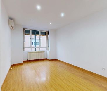 Piso de alquiler en Calle de Pinos Baja, Valdeacederas - Photo 1