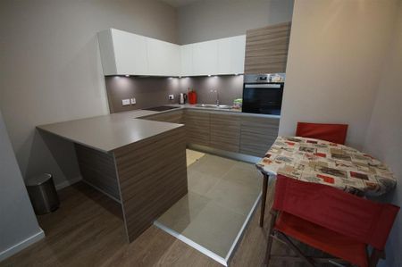 1 bedroom apartment to rent - Photo 2
