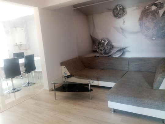 Inchiriere Apartament 3 camere Pacurari, 350e - Fotografie 1
