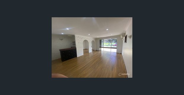 Large Family Home Opposite Park - Photo 1