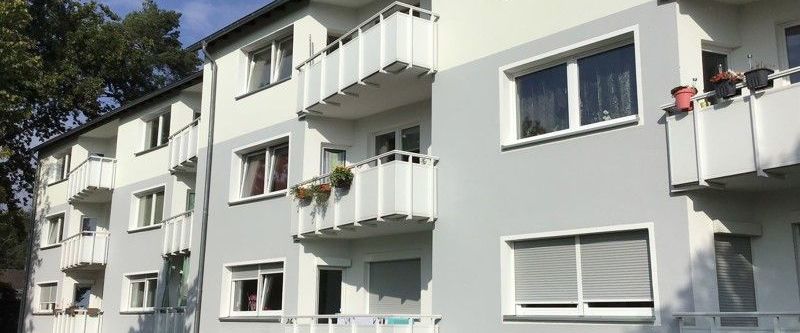 Familienfreundliche 4-Zimmer-Wohnung mit Balkon - Photo 1