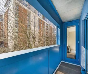 3 bedroom flat to rent - Photo 4