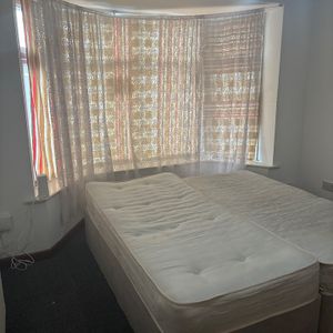 Room in a Shared House, Southampton, SO14 - Photo 3