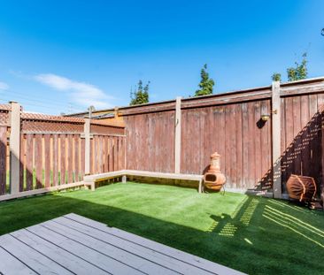 For Lease - 6973 Lisanne Court, Mississauga, Ontario - Photo 2