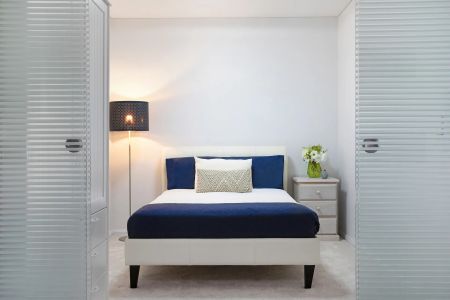 Stylish Skyline Apartment with City Fringe Conveniences & Sweeping Views! - Photo 3