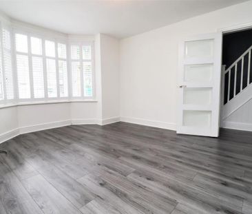 4 bedroom terraced house to rent - Photo 1