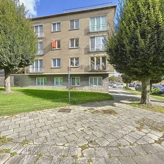 Appartement te huur - Photo 1