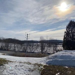 4 1/2 À LOUER (BROMPTON) - Photo 2