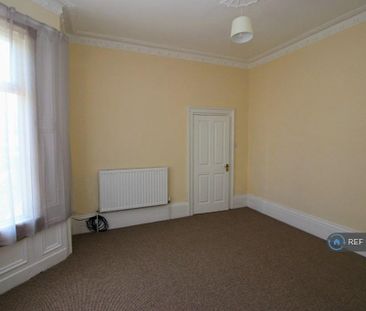 3 bedroom end of terrace house to rent - Photo 5