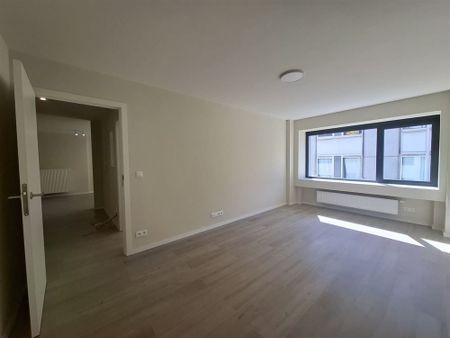 Gerenoveerd appartement | Antwerpen-Centrum - Photo 3