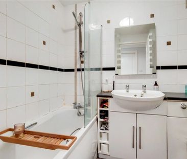 1 Bed Penthouse, Vesage Court, EC1N - Photo 5