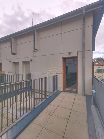 Location Appartement 3 pièces 93m² GONDRECOURT LE CHATEAU 55130 - Photo 3