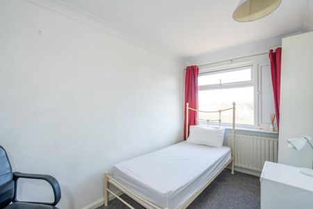 3 bedroom house to rent - Photo 3