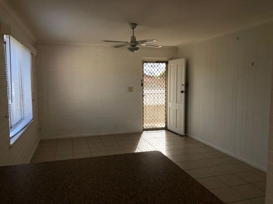 Two Bedroom Upstairs Unit - Photo 1