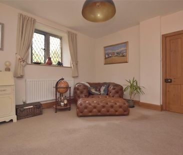 2 bedroom cottage to rent - Photo 2