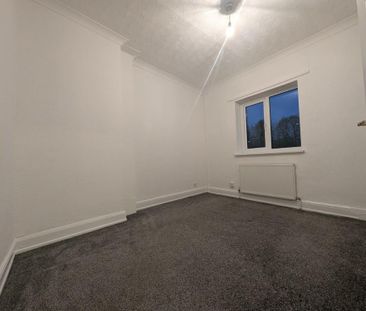 2 bedroom end of terrace house to rent - Photo 6