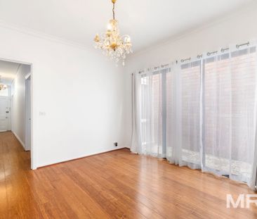 Beautifully presented house - Photo 3