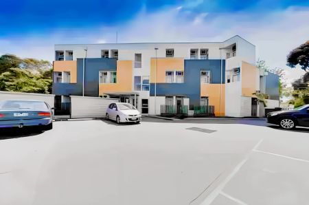 Large Studio style 1 - Photo 5