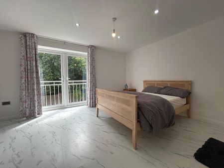 Aldershot Road, Fleet, GU51 - Photo 5