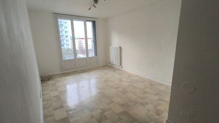 Appartement - 4 pièces - 65,29 m² - Échirolles - Photo 5