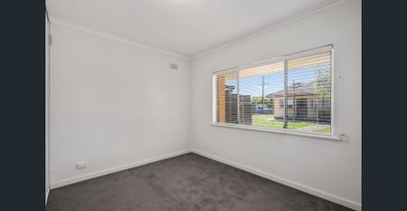 Embrace comfort and convenience in this charming two-bedroom unit in Paradise. - Photo 5