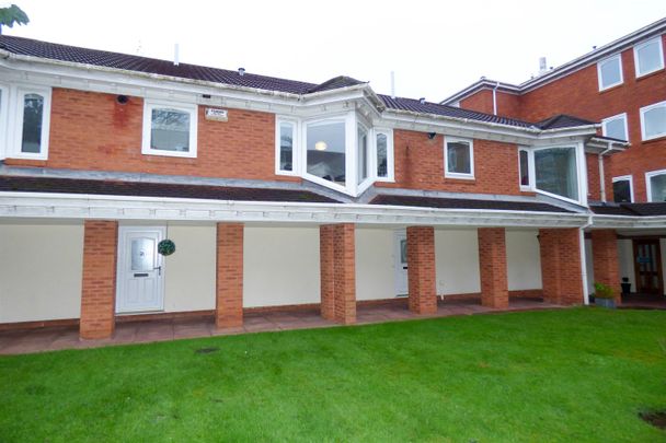 2 bed apartment to rent in Manor Court, South Shields, NE33 - Photo 1