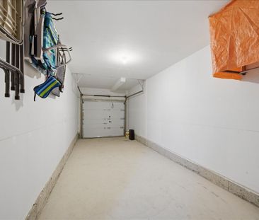 For Lease - 32 Magnolia Lane, Barrie, Ontario - Photo 1