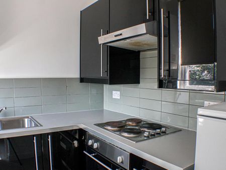 Studio to rent - Photo 5