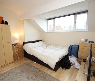 4 Bed - Carberry Terrace, Hyde Park, Leeds - Photo 4