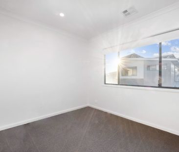 Contemporary Family Home at 8/12 Pipistrelle Street, Throsby - 4 Bedrooms, 2 Bathrooms, 2 Car Parks - Photo 2