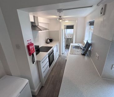 Room in a Shared House, Thyra Grove, NG9 - Photo 6