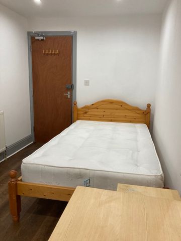 210 Tiverton Road Birmingham - Photo 3