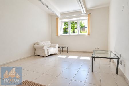 Pronájem bytu 2+1 88 m² - Photo 2