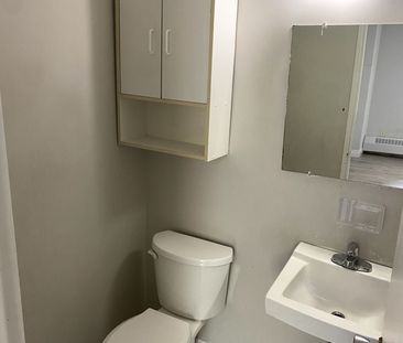 For Lease - 60 Pavane Link Way Unit# R2-2, Toronto, Ontario - Photo 3