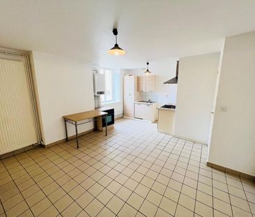 Location Appartement 3 pièces 51m² MACON 71000 - Photo 3
