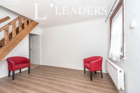 2 bedroom house to rent Margetts Road, Kempston, Bedford, Bedfordshire, MK42 - Photo 2