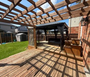 For Lease - 2029 FOXWOOD Avenue, London North, Ontario - Photo 2