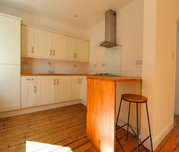 3 Bedroom Apartment To Let - Photo 1