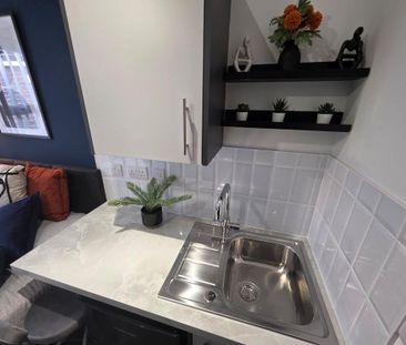 Studio to rent - Photo 5