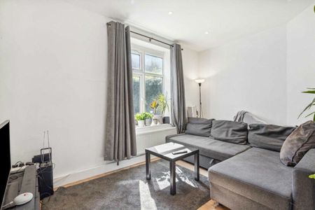 Bloemfontein Road, Shepherds Bush, W12 - Photo 2
