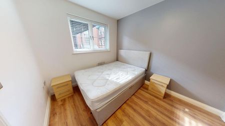 2 bedroom apartment to rent - Photo 5