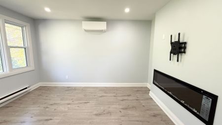 For Lease - 17 Carfrae Crescent Unit# Upper Apartment, London South, Ontario - Photo 2