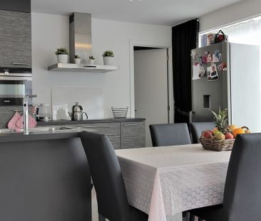 Appartement te huur in Brussel voor € 1.150 met 2 slaapkamers - Photo 5