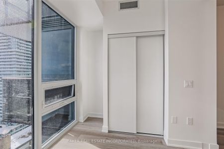 For Lease - 127 Broadway Avenue Unit# 2512, Toronto, Ontario - Photo 3