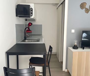 Location Appartement 1 pièce 14m² REIMS 51100 - Photo 1