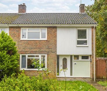 4 bedroom end of terrace house to rent - Photo 2