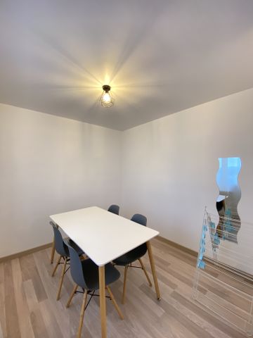 Location Appartement 4 pièces 62m² TROYES 10000 - Photo 3