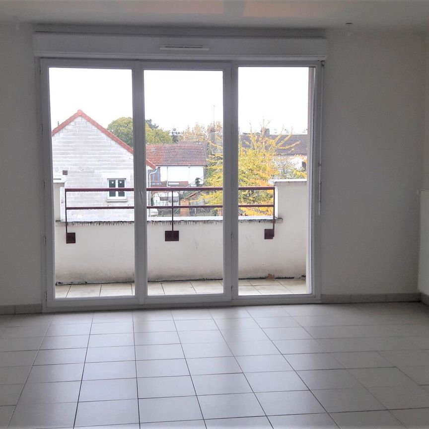 location Appartement T2 DE 45.55m² À MANTES LA JOLIE - Photo 1