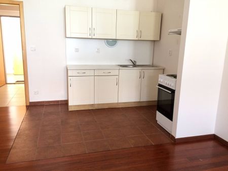 Pronájem bytu 1+kk a garsoniéry 60 m² - Photo 2