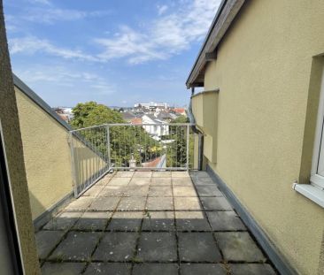 SONNIGE DACHWOHNUNG - TERRASSE - GARTENMITBENÜTZUNG - U6 SIEBENHIRT... - Photo 4